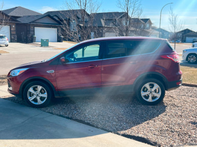 2014 Ford Escape AWD SE LOW KMS