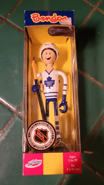 Toronto Maple Leafs Collectible Bendos Figure $35