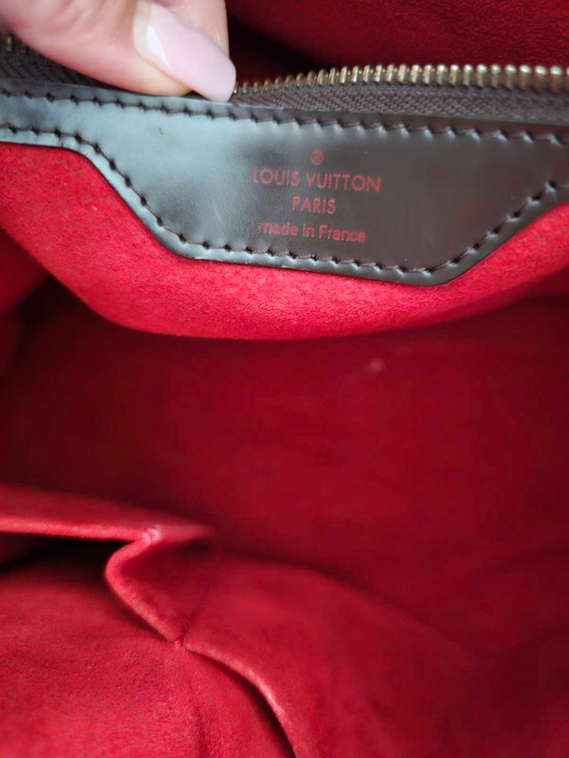 Louis Vuitton Vintage(Authentic)Handbag  in Women's - Bags & Wallets in Markham / York Region - Image 3
