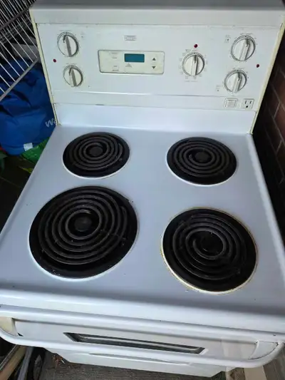 Stove 24" wide Perfect condition, View more