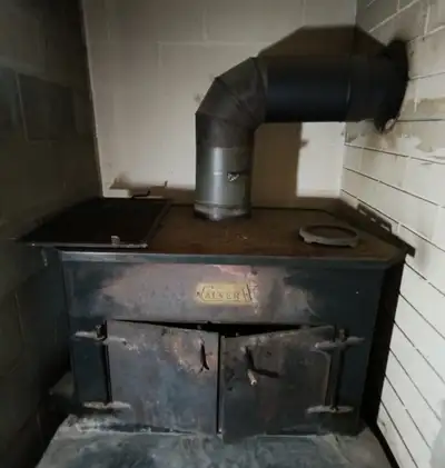 Wood stove/fireplace, View more