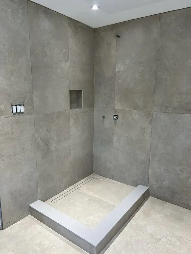 Tile Installer, Professional in Flooring in Muskoka - Image 3