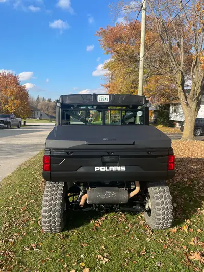 2021 Polaris Ranger. Colour is Stealth Grey. Many options Glass windshield w/ wiper, Glass sliding r...