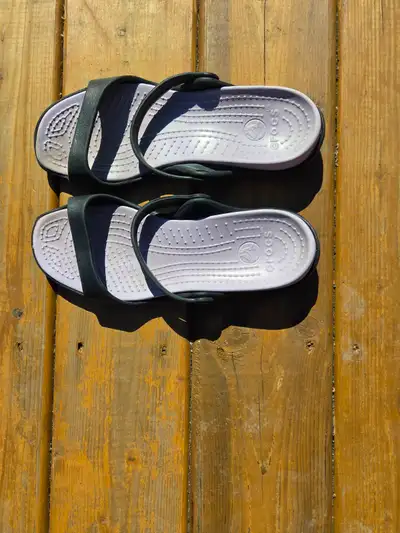 Sandale crocs grandeur 9., View more