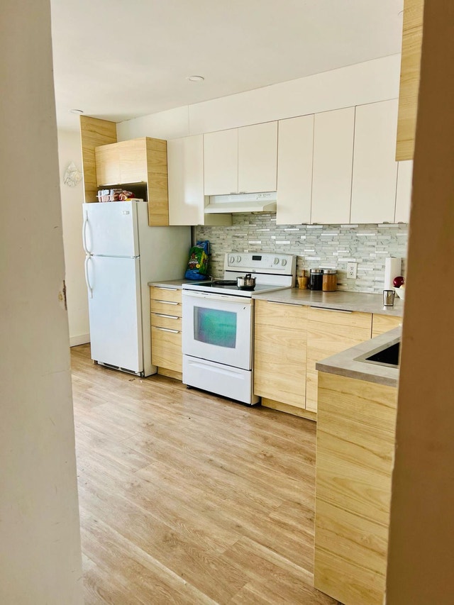 Private room available — photo 1