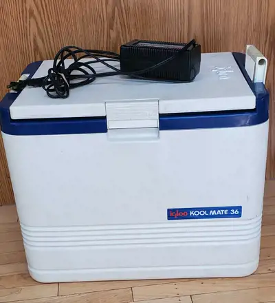 Igloo thermo electric cooler with AC adapter , View more