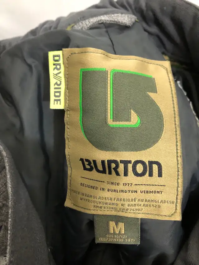 Children’s Grey Ski Snow Pants. Medium. in Kids & Youth in Edmonton - Image 8