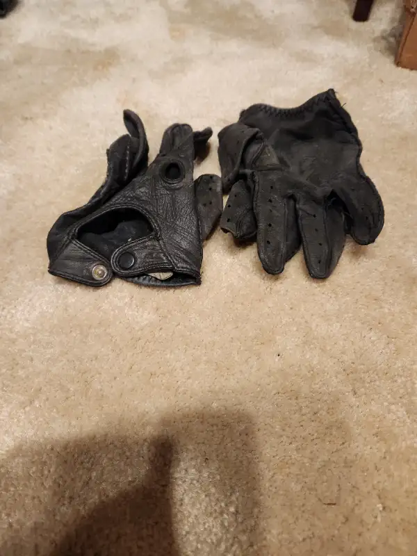 Black Biking Gloves