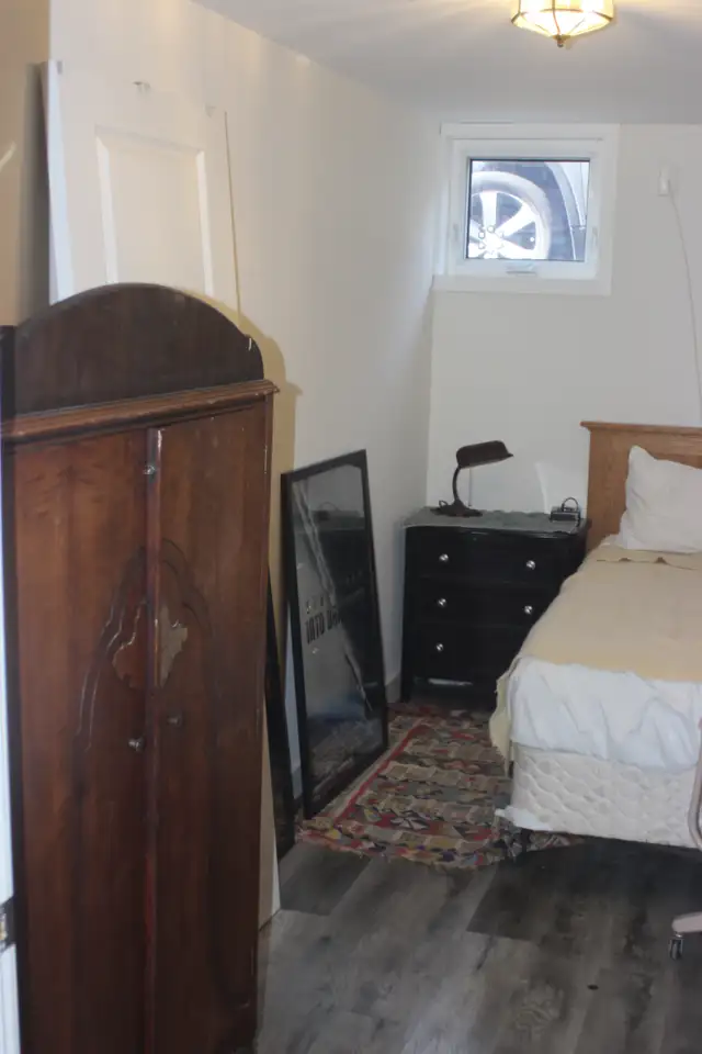 Room 4 RENT The GUILD March 1