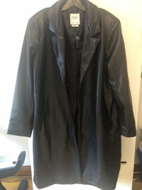 Manteau en cuir vegan noir femme Neuf XL