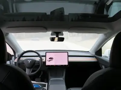 2022 Tesla Model Y Long Range AWD w/ FSD