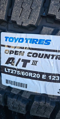 Brand new toyo open country at3 LT 275,60r20