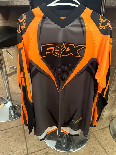 Fox Jersey . Great shape . Size Medium