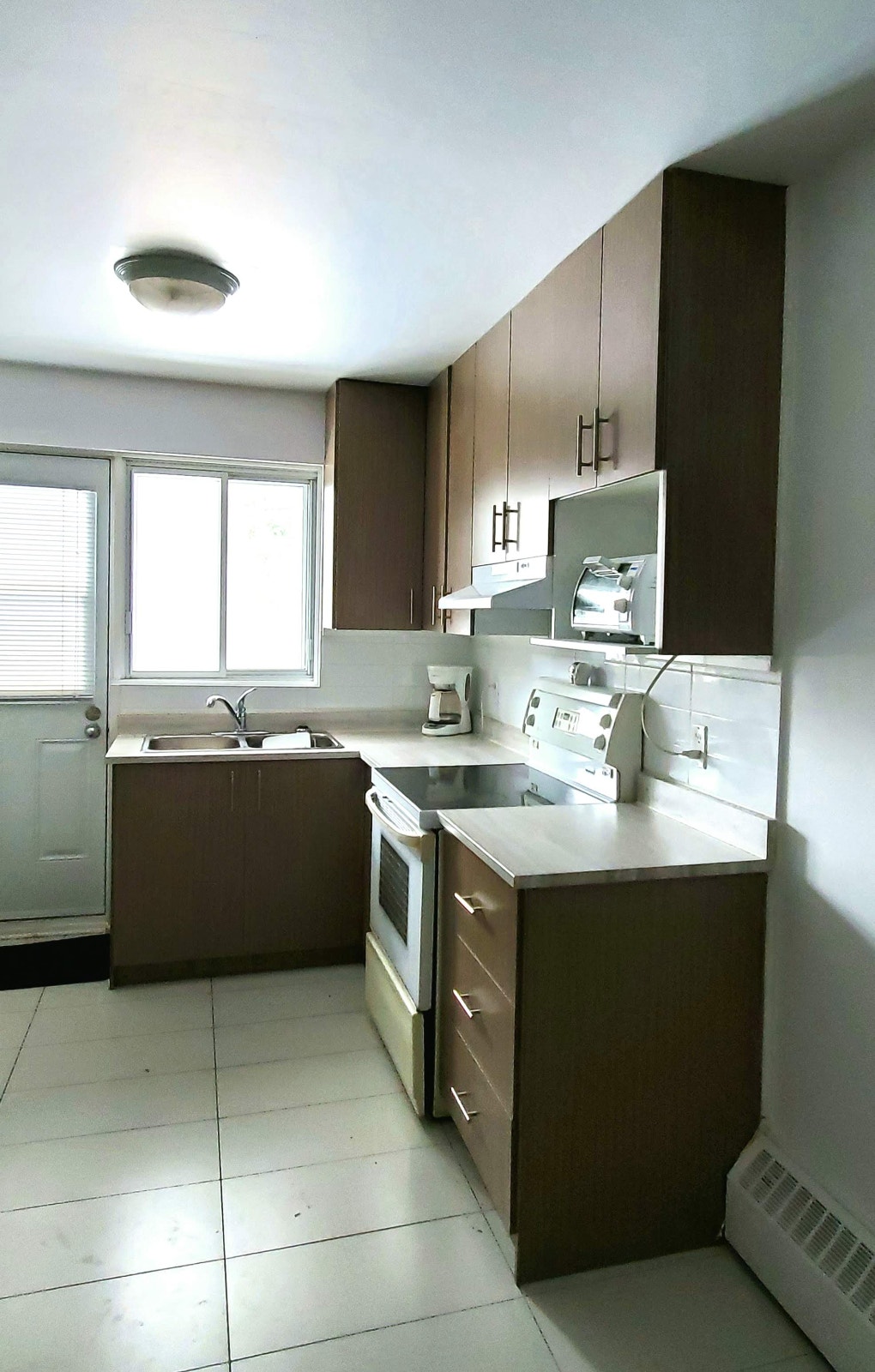 Grand 3 1/2  devant le golf, Saint-Lambert — photo 1