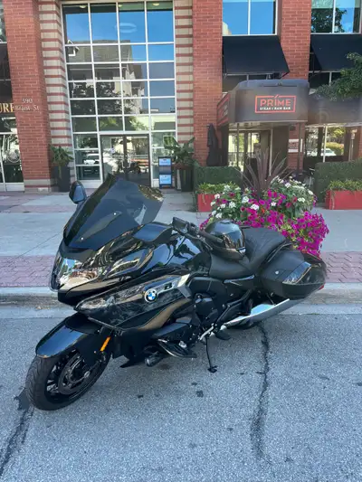2023 K1600B 719 midnight with only 12000 Km’s in mint condition with the 10000km service done.