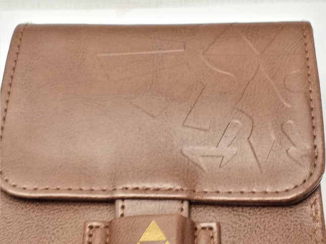 The Legend of Zelda Nintendo 3DS Adventurers Pouch Faux Leather in Nintendo DS in Kitchener / Waterloo - Image 3