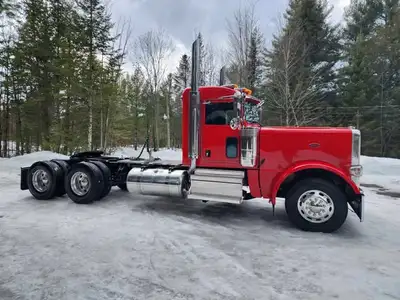 PETERBILT 389 LAST Brand New Make▪︎ Peterbilt Model ▪︎389 Year ▪︎ 2023 Engine▪︎ MX13 510HP Torque▪︎...