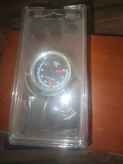 4,6,8 cylander tachometer.