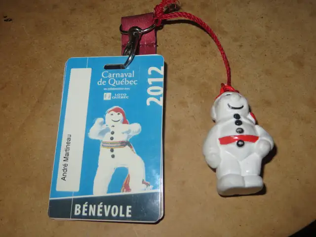Bonhomme Carnaval (Québec) in Hobbies & Crafts in Québec City - Image 5