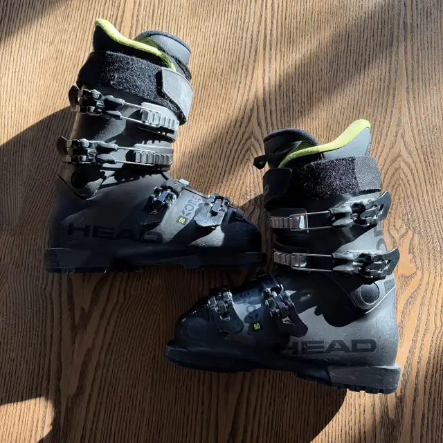 Head Kore 60 Junior Ski Boots – Size 23.5 in Ski in Calgary - Image 2
