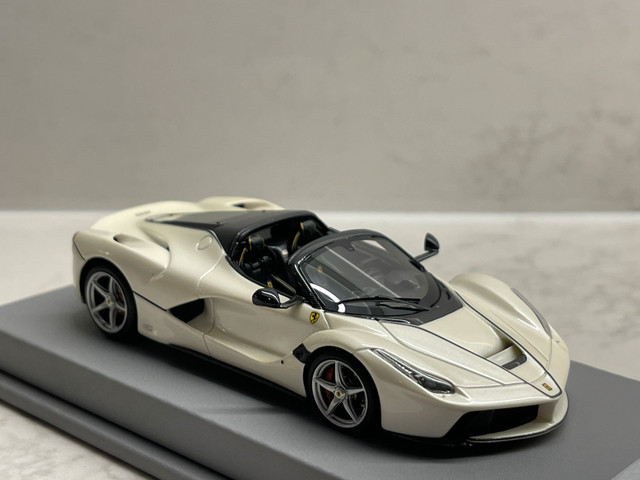 1/43 BBR Ferrari Laferrari Aperta Pearl White  in Arts & Collectibles in City of Toronto - Image 3