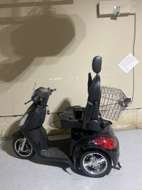 Good Condition Mobility Scooter - price is negotiable