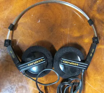 RARE GENEXXA HP220 FOLDING HEADPHONES LAPTOP DISCMAN  PHONE !, View more