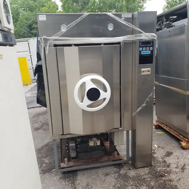 AMSCO Eagle Series 3043 Steam Lab Sterilizer63815784734595120