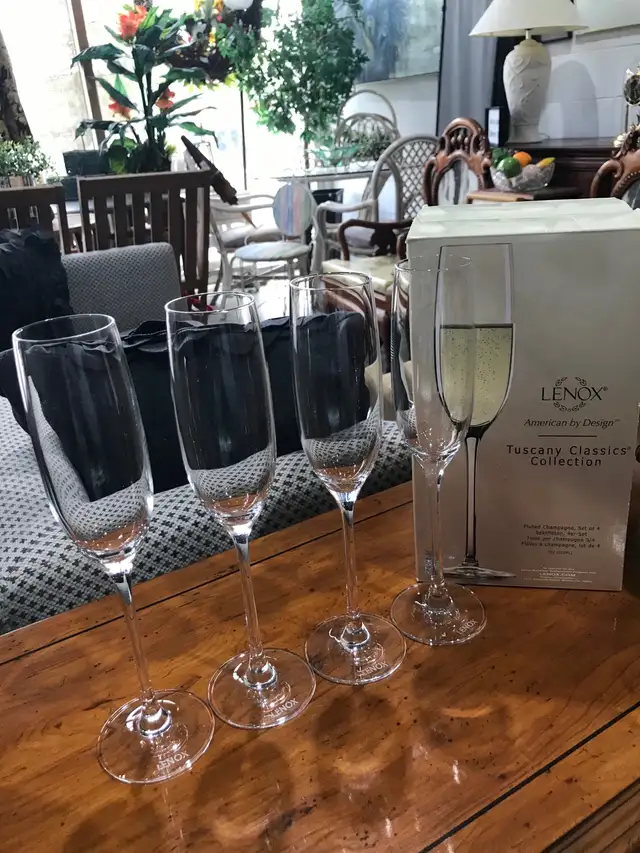 Set of 4 Lenox Tuscany Classics Champagne Flutes - 2 Available in Kitchen & Dining Wares in Calgary - Image 3