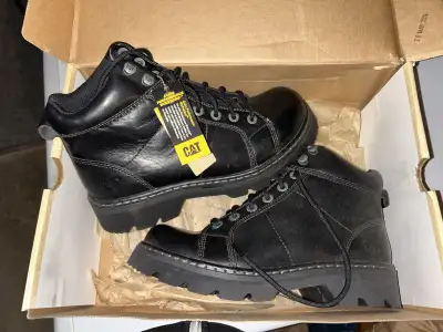 Women’s Cat boots , View more