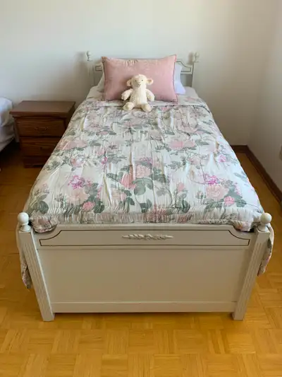 White wooden princess single bed, View more