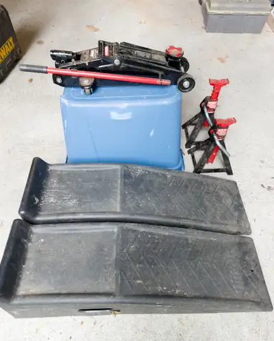 Motomaster Set of Jack Stands Set of Service Ramps Floor Jack Sold as bundle $150!