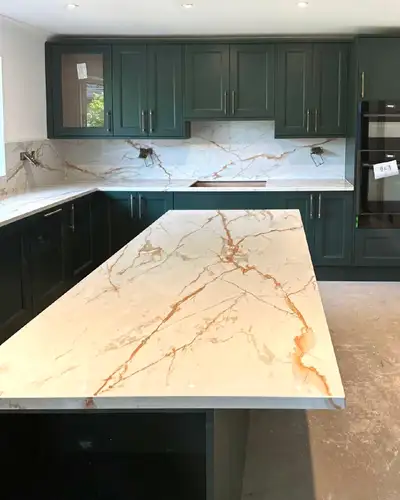 JUST ARRIVED! ✨ 2cm and 3cm Polished Quartz – Now In Stock! ✨ NO MIDDLEMEN! Unbeatable Prices – Star...