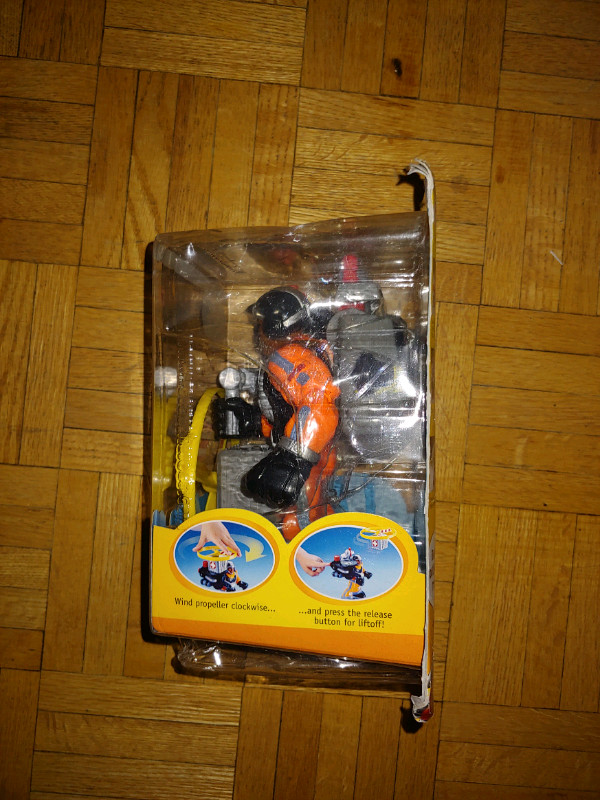 Sealed. 2001 Rescue Heros. Bob Buoy in Toys & Games in City of Toronto - Image 4
