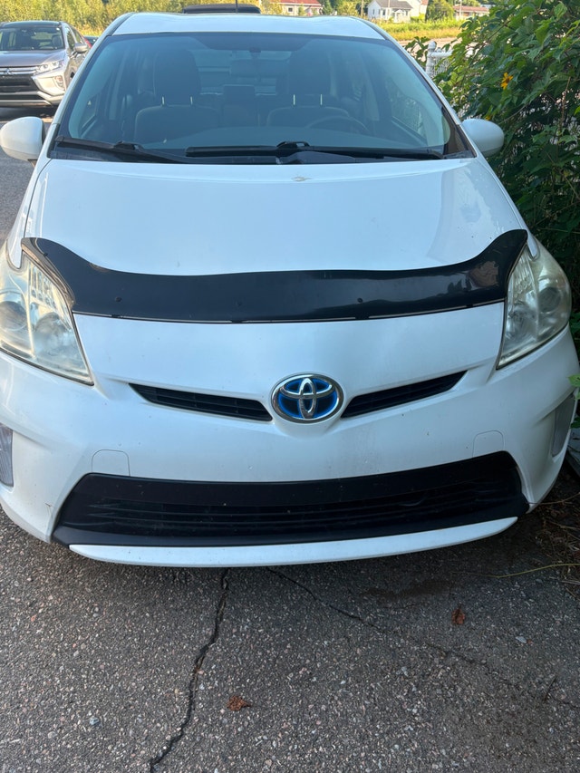 Toyota prius 2012 — photo 2
