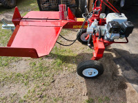 Firewood splitter and chipper for rent