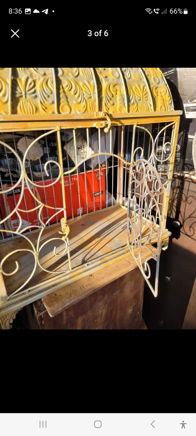 Large ornamental bird cage in Hobbies & Crafts in Napanee - Image 3