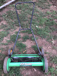 18 “ W  EZ-Tools  mower - great condition