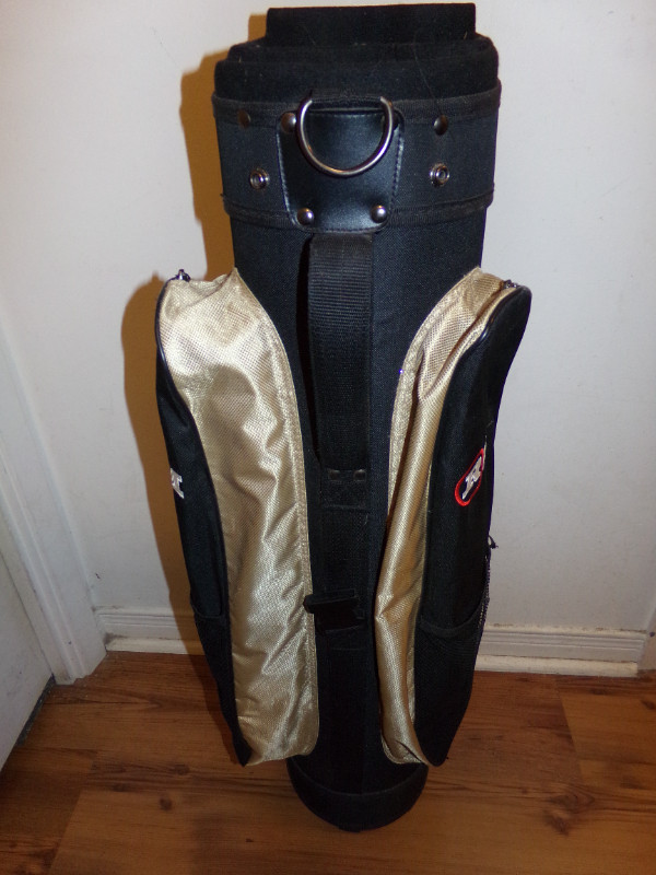 BLACK & TAN  8" DIA. RAM  4  CLUB  SECTION  GOLF  BAG / 7 CLUBS in Golf in Kingston - Image 4