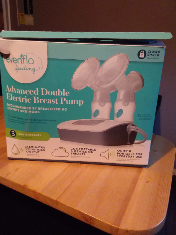 Breast pump in Other in Strathcona County