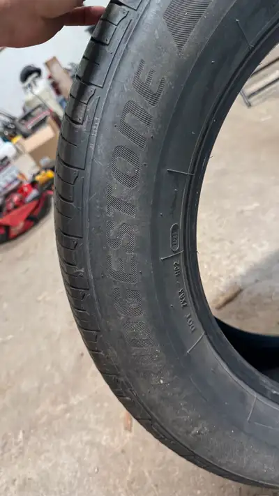 3 bridgestone dueler hp tires Only have approximately 8000km on them lots of life left 245/60/18 $22...