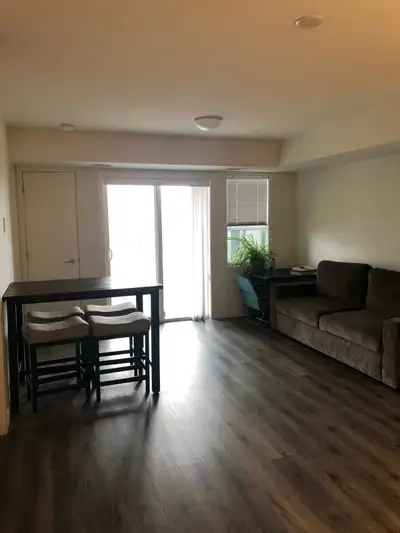 UBCO U5, the main bedroom with private bathroom in a 2B2B apartment is available for rent to UBCO st...