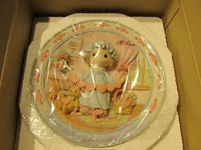 Girl with hearts #151114 plate Precious Moments., View more