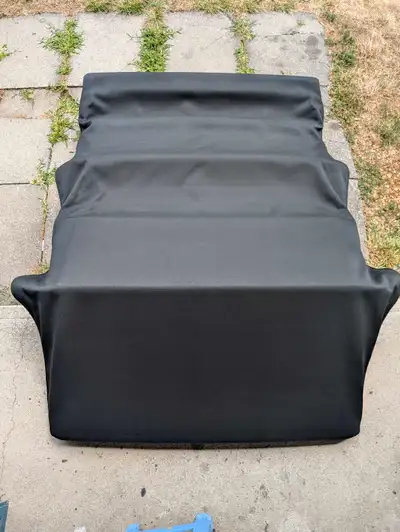 This is a used Mopar Jeep Wrangler JL Freedom Top Hard Top Headliner, designed to fit 2018-2024 mode...