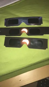 Éclipse- Paire de lunette 