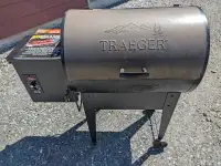 Traeger pellet smoker for sale (pending)