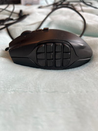 Logitech multi button gaming mouse 
