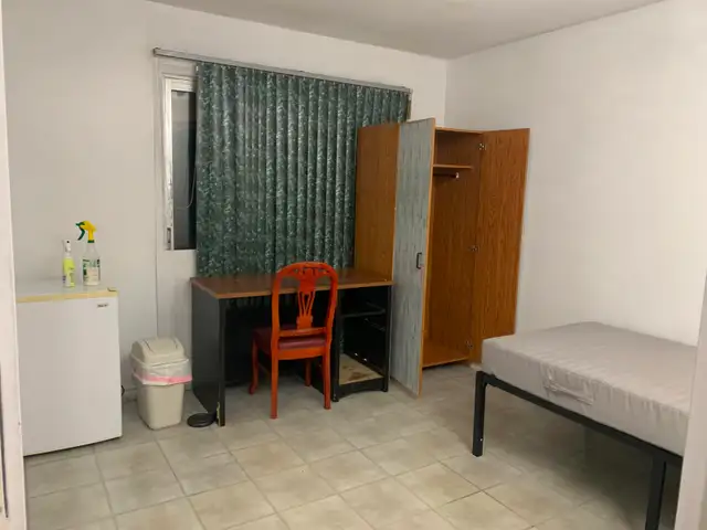 room for rent (finch donmills Seneca college)