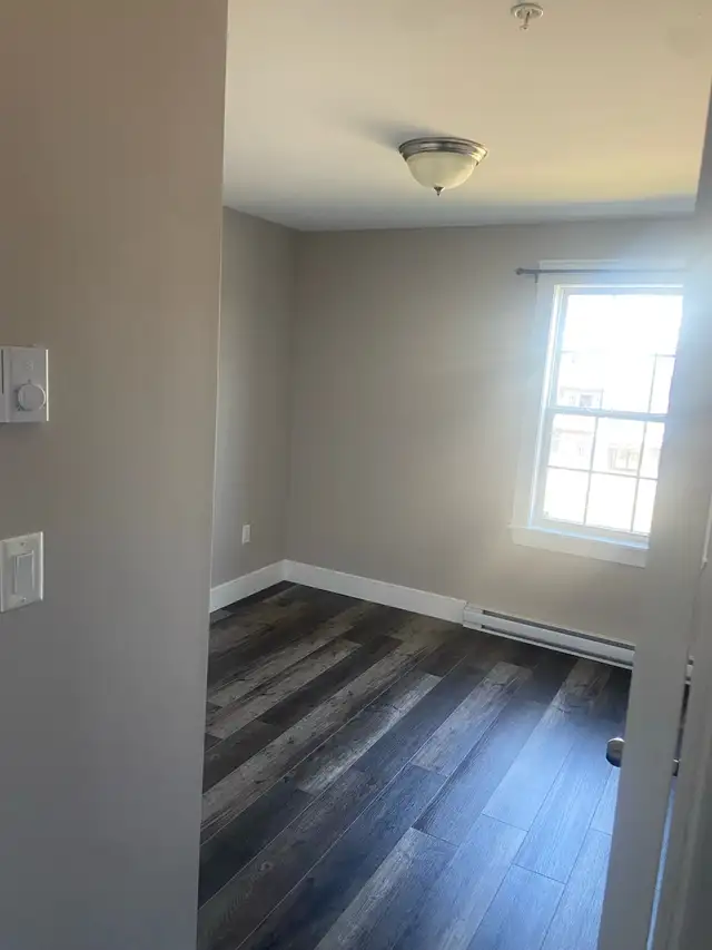 2 bedroom  in Long Term Rentals in Charlottetown - Image 7