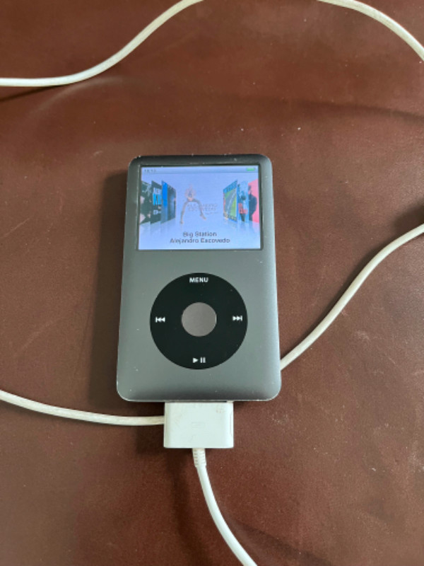 iPod Classic 7th Gen. 160Gb in iPods & MP3s in Penticton